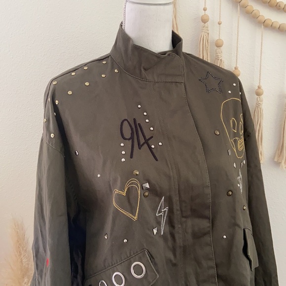 H&M embroidered army jacket green studded embellished parka fall grunge vibes 6 - Picture 4 of 16